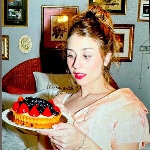 Meet your Posher, Emma Jean